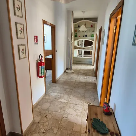 Sul Mare Via Colombo Lejlighed Grottammare